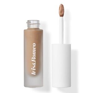 Iris & Romeo Best Skin Days Treatment Concealer in 5